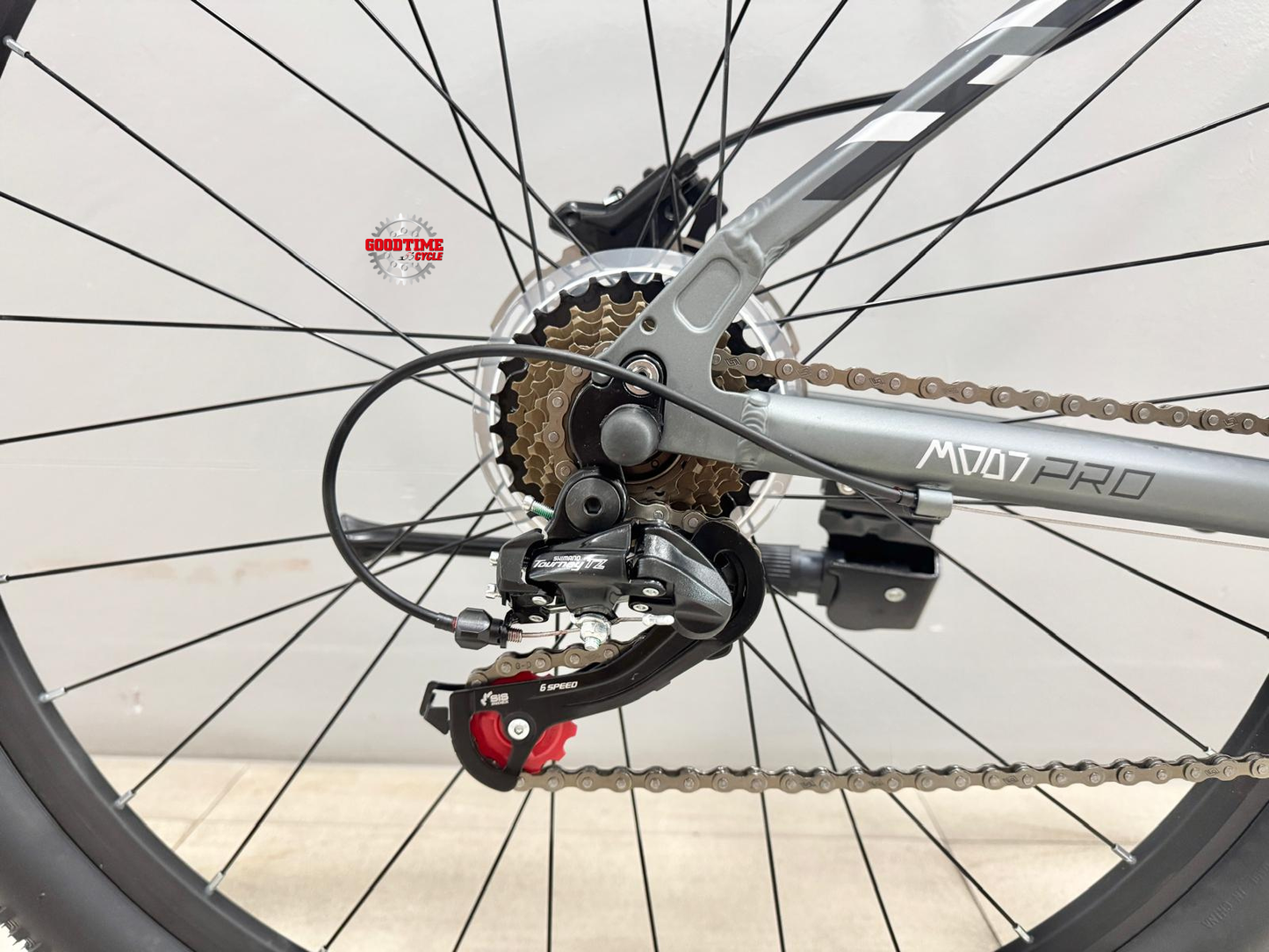 Trinx M007 Pro 29" Mountain Bike